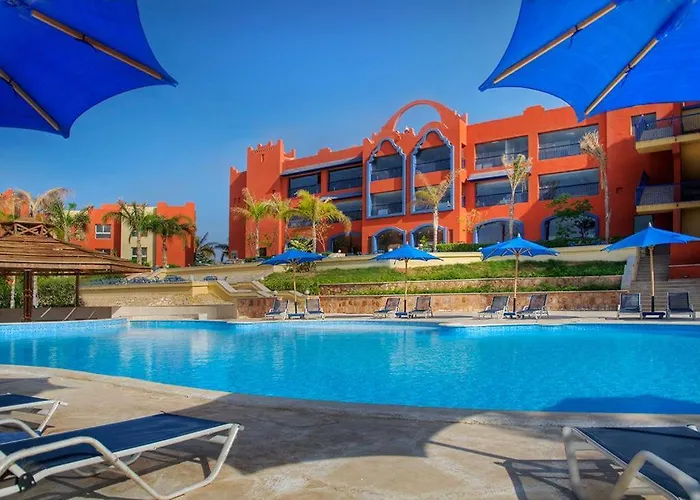 Cardina Resort 4*