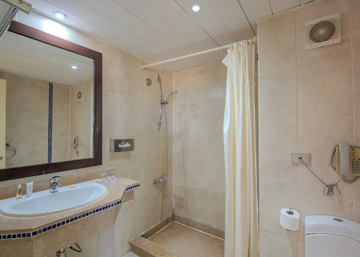 Resort Cardina 4*
